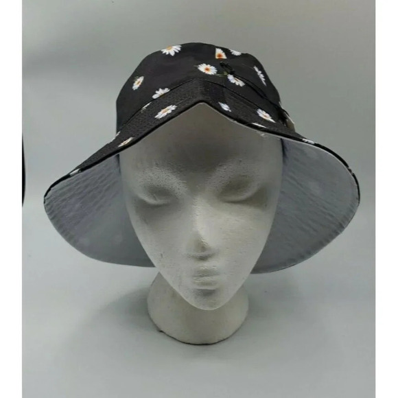 NEW Alice + Olivia By Stacey Bendet Reversible Bucket Hat Multicolor Daisy White - Picture 3 of 10